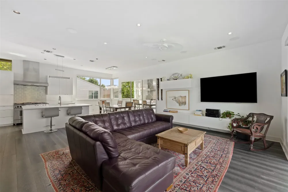 2105 Goodrich Avenue #7 Austin, TX 78704
