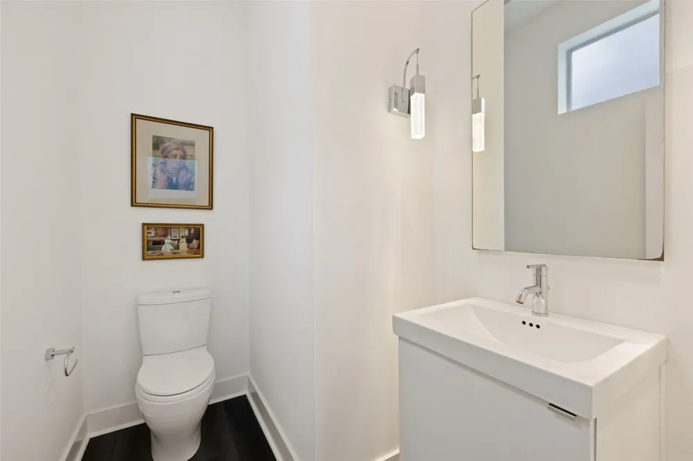 2105 Goodrich Avenue #7 Austin, TX 78704