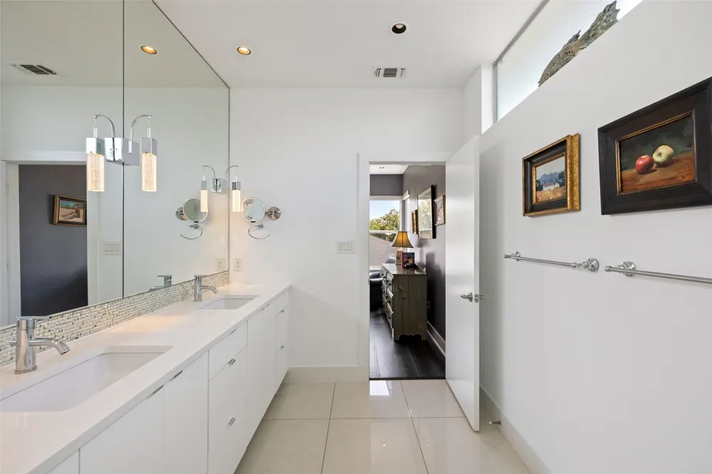 2105 Goodrich Avenue #7 Austin, TX 78704