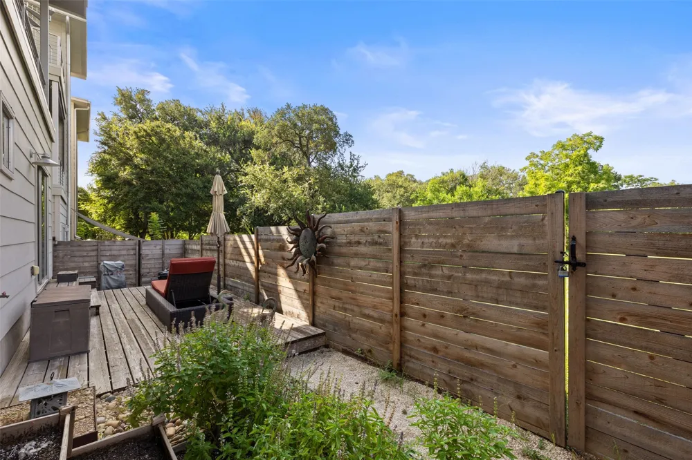 2105 Goodrich Avenue #7 Austin, TX 78704
