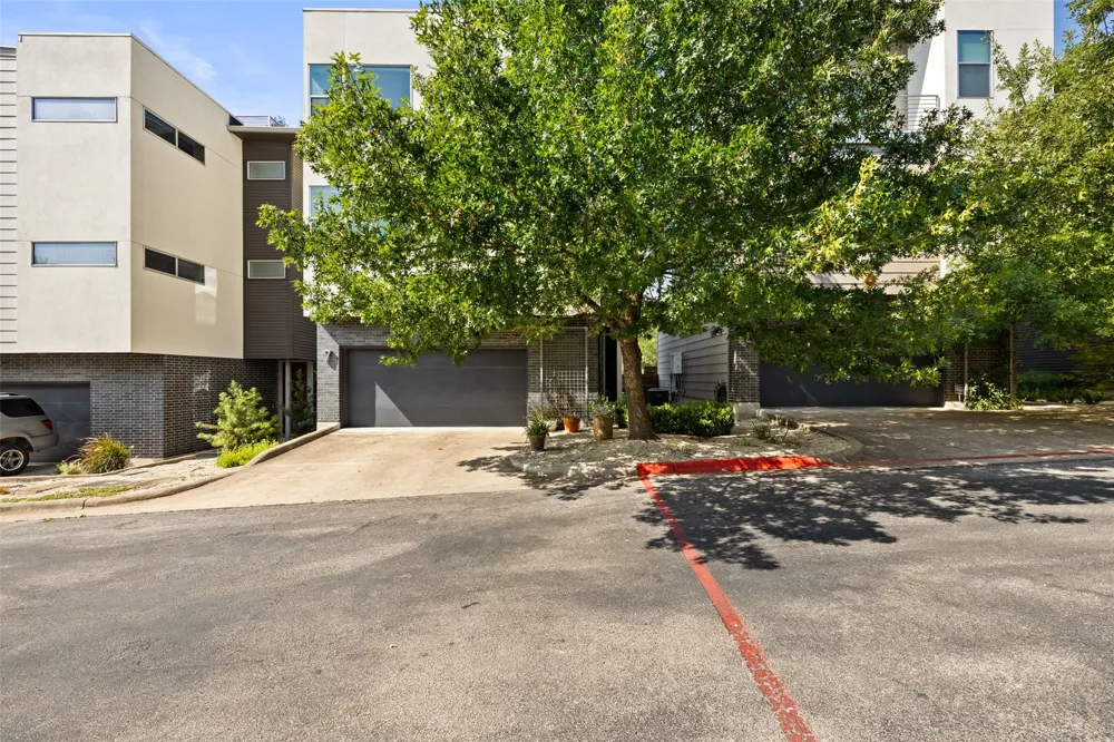 2105 Goodrich Avenue #7 Austin, TX 78704