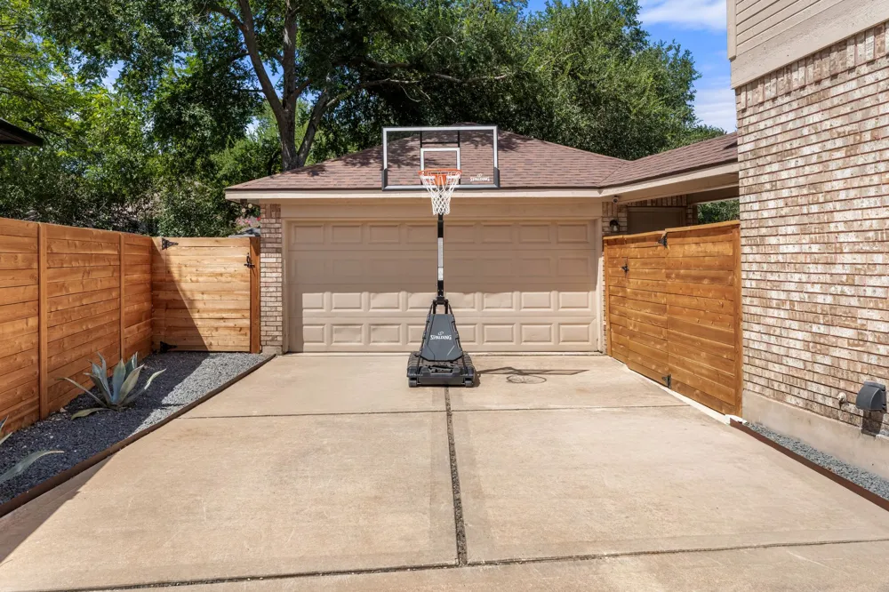 6310 Needham Lane Austin, TX 78739