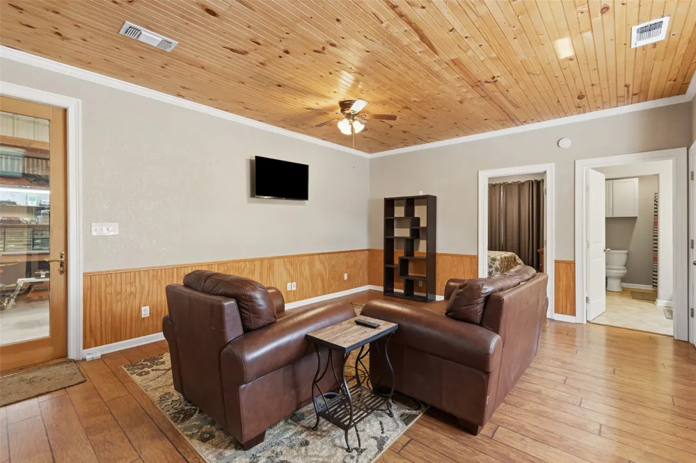 764 Stubbs Road Johnson City, TX 78636