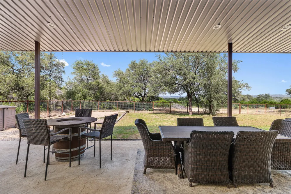 764 Stubbs Road Johnson City, TX 78636