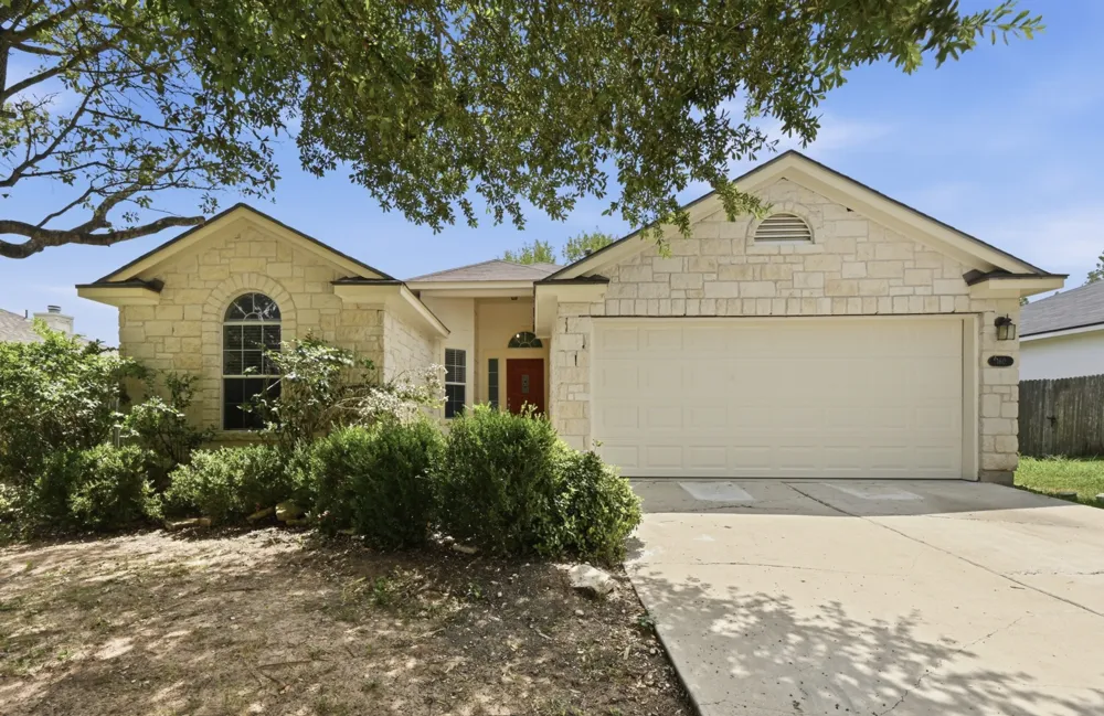160 Atlantis Kyle, TX 78640