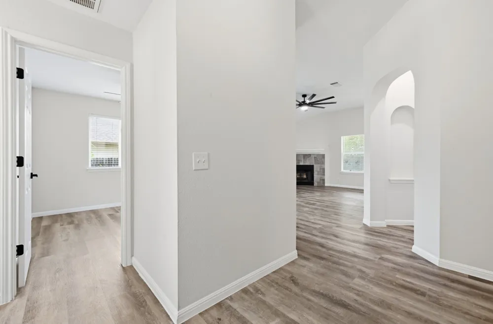 160 Atlantis Kyle, TX 78640