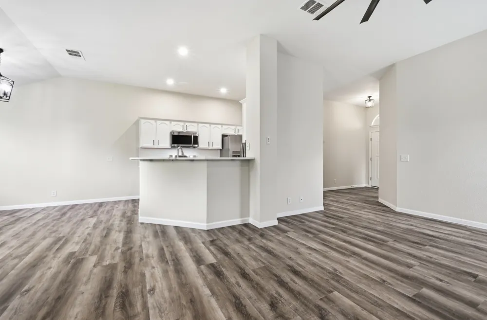 160 Atlantis Kyle, TX 78640