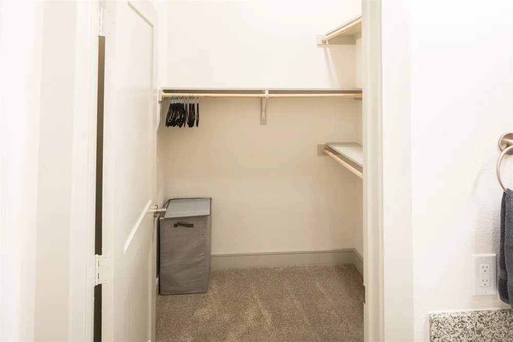 3100 Scofield Ridge Pkwy #1422 Austin, TX 78727