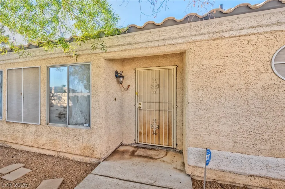 8661 Freeport Lane Las Vegas, NV 89117