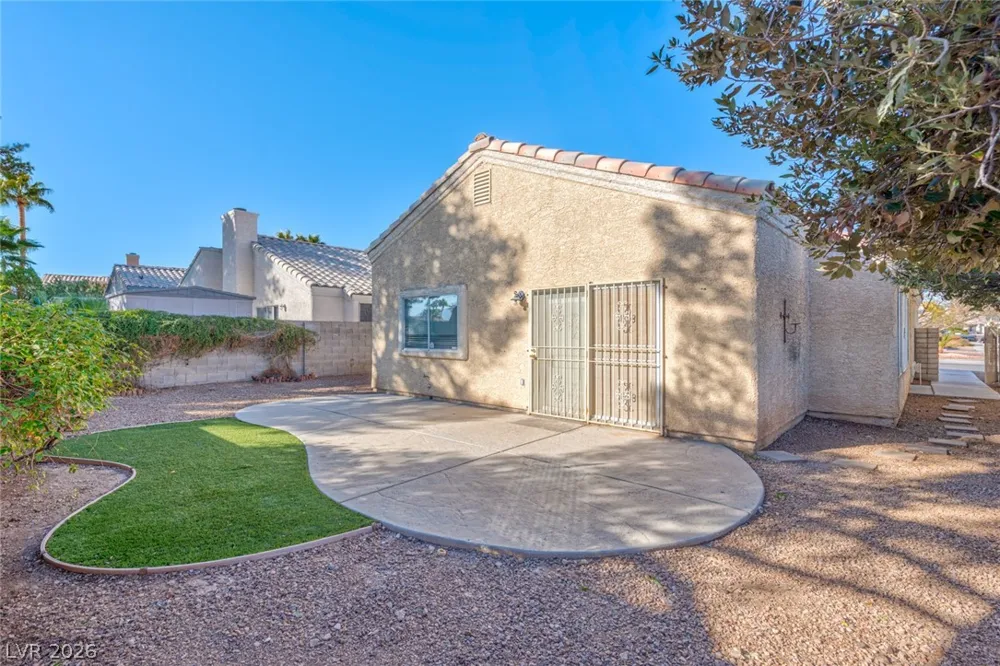 8661 Freeport Lane Las Vegas, NV 89117