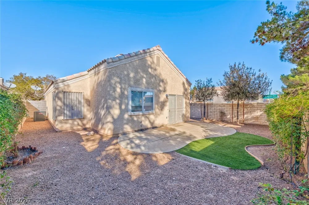 8661 Freeport Lane Las Vegas, NV 89117