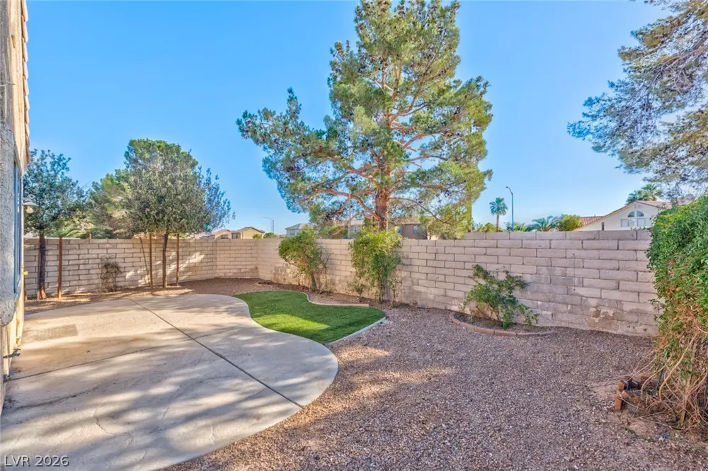 8661 Freeport Lane Las Vegas, NV 89117