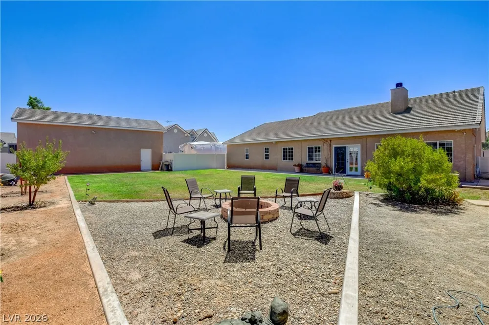 1374 Lake Valley Drive Logandale, NV 89021