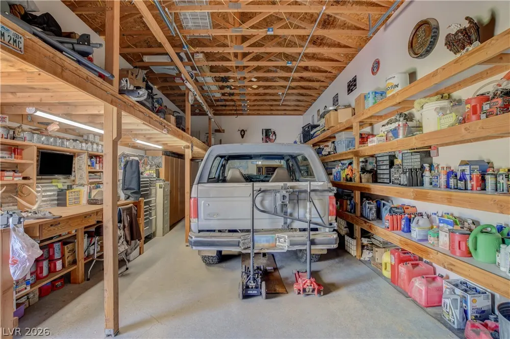 1374 Lake Valley Drive Logandale, NV 89021