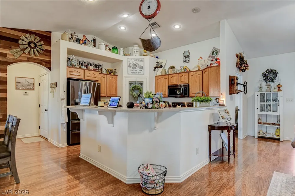 1374 Lake Valley Drive Logandale, NV 89021
