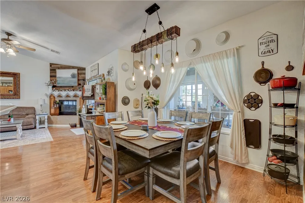 1374 Lake Valley Drive Logandale, NV 89021