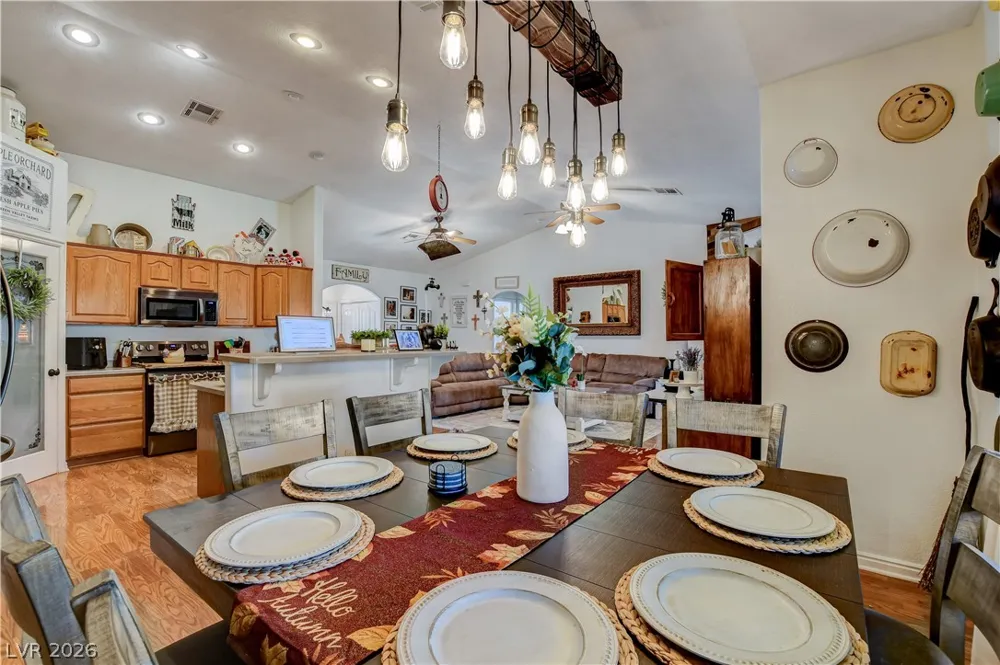 1374 Lake Valley Drive Logandale, NV 89021