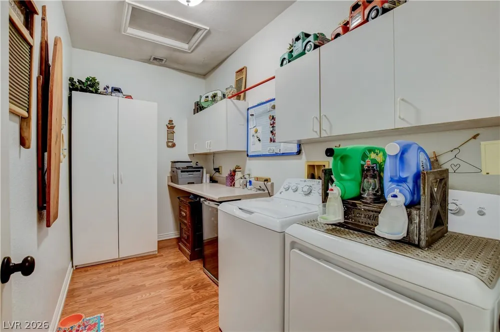 1374 Lake Valley Drive Logandale, NV 89021
