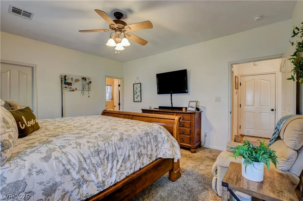 1374 Lake Valley Drive Logandale, NV 89021