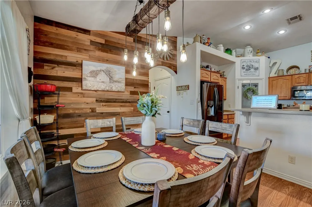 1374 Lake Valley Drive Logandale, NV 89021