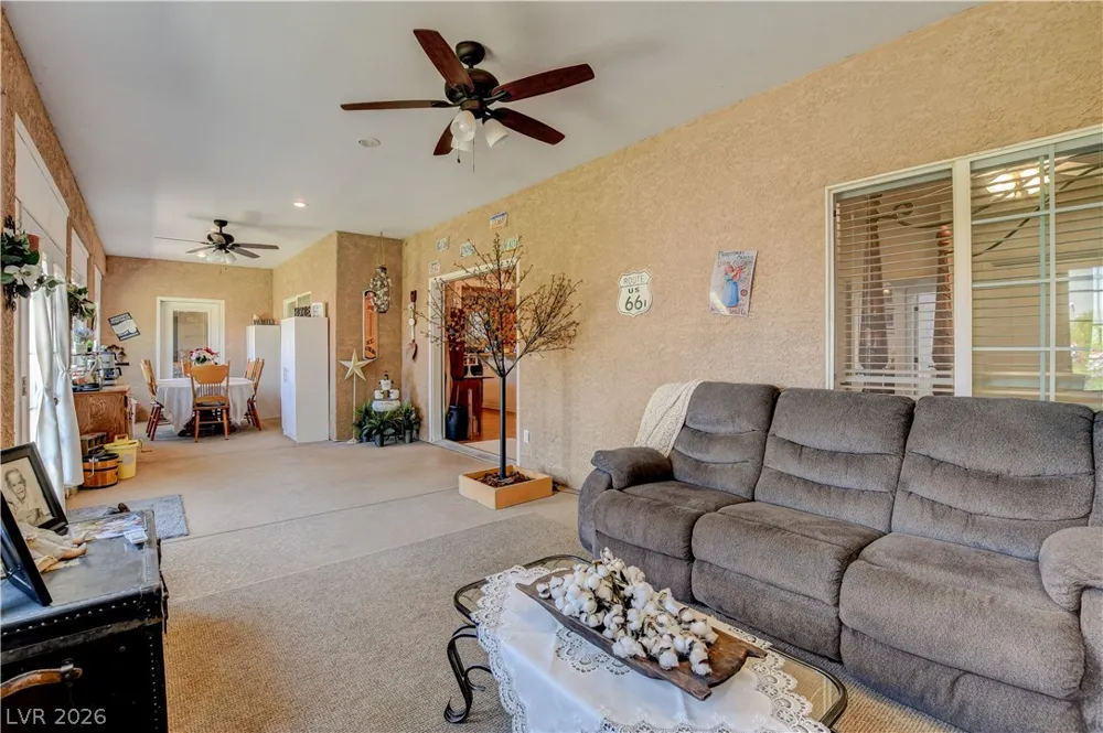 1374 Lake Valley Drive Logandale, NV 89021