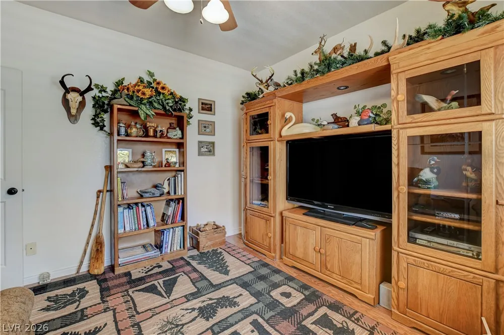 1374 Lake Valley Drive Logandale, NV 89021