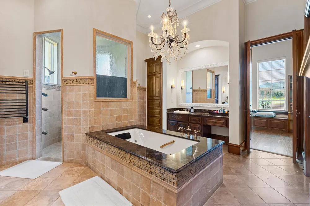 209 Crystal Court Heath, TX 75032