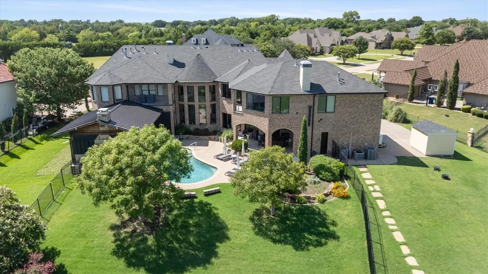 209 Crystal Court Heath, TX 75032