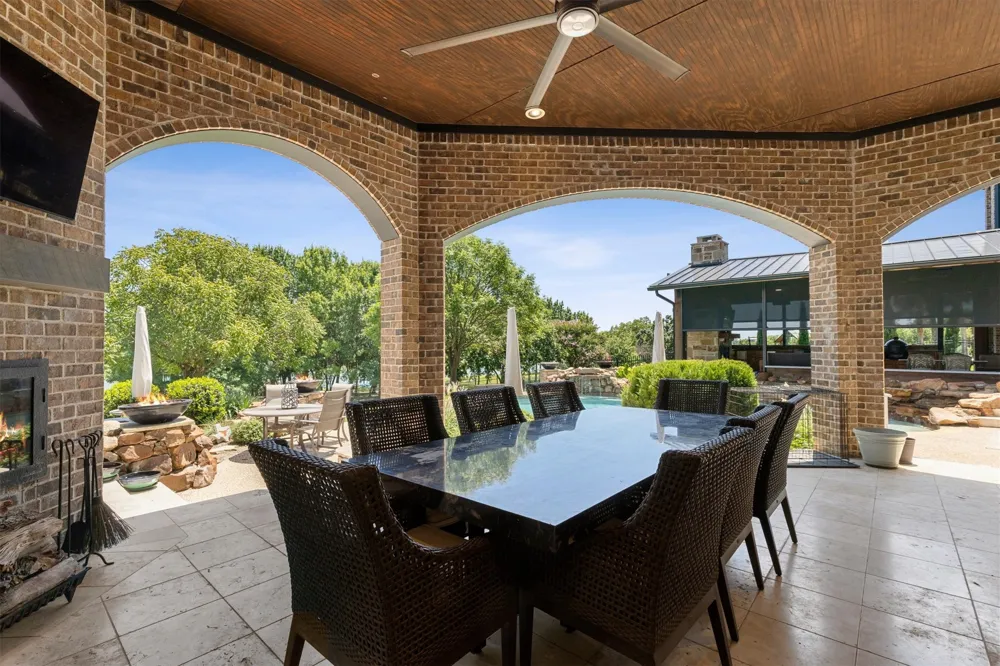 209 Crystal Court Heath, TX 75032