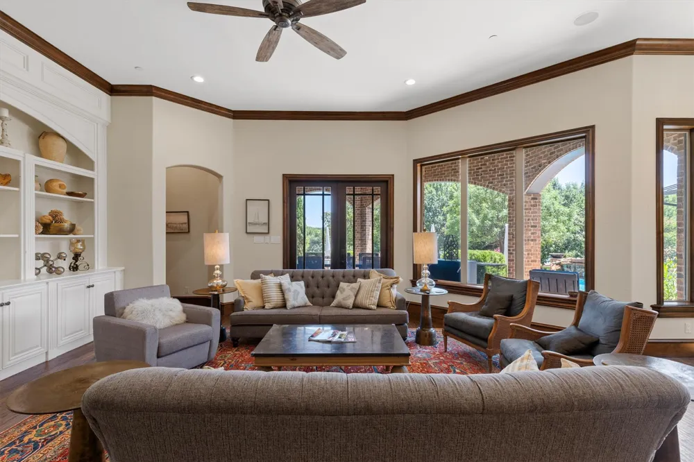 209 Crystal Court Heath, TX 75032