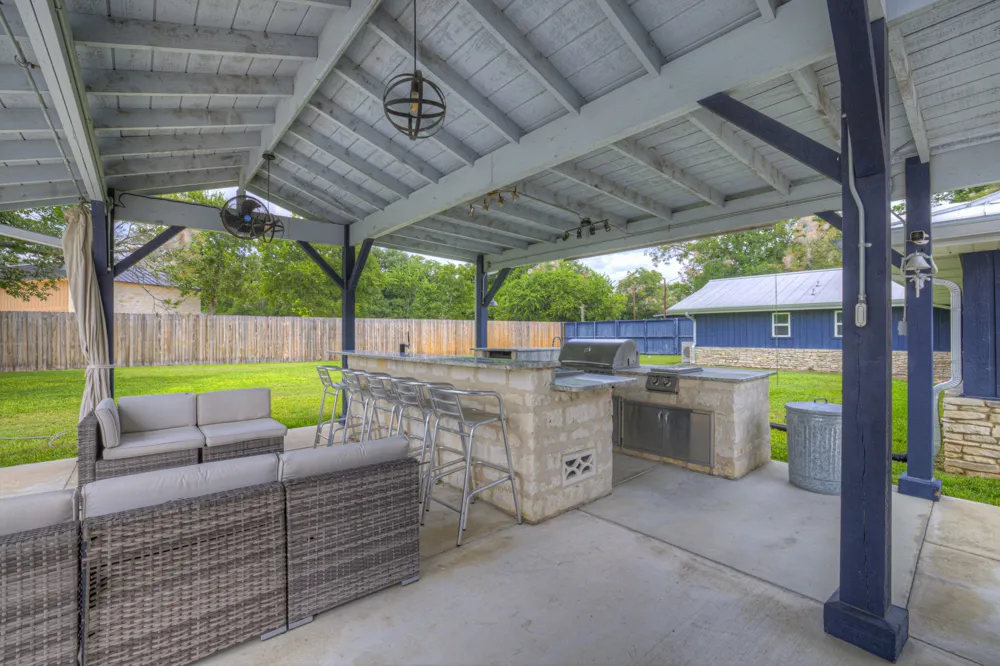 635 Riverside Path Canyon Lake, TX 78133
