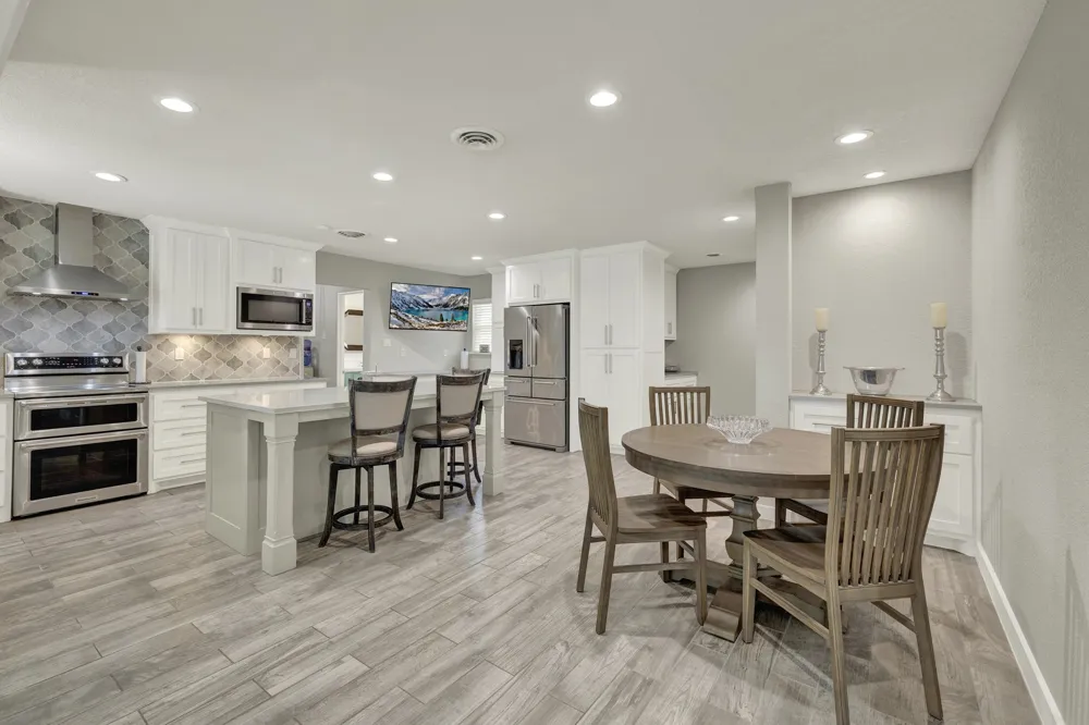 635 Riverside Path Canyon Lake, TX 78133