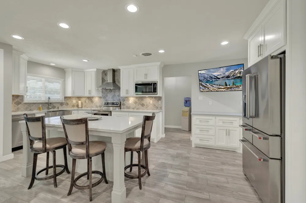 635 Riverside Path Canyon Lake, TX 78133