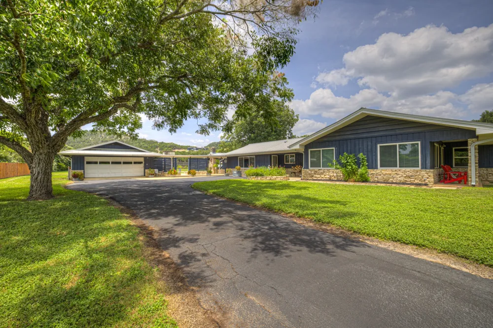 635 Riverside Path Canyon Lake, TX 78133
