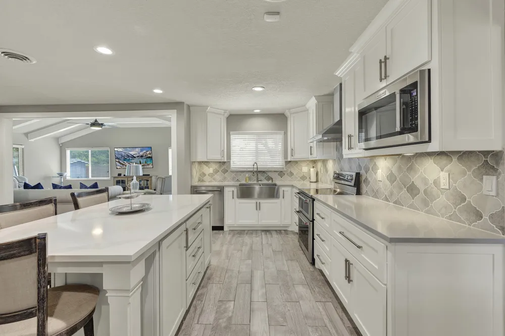 635 Riverside Path Canyon Lake, TX 78133