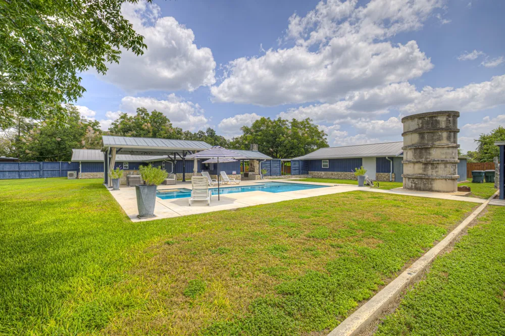 635 Riverside Path Canyon Lake, TX 78133