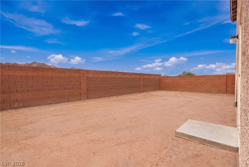 937 Turtleback Falls Avenue Indian Springs, NV 89018