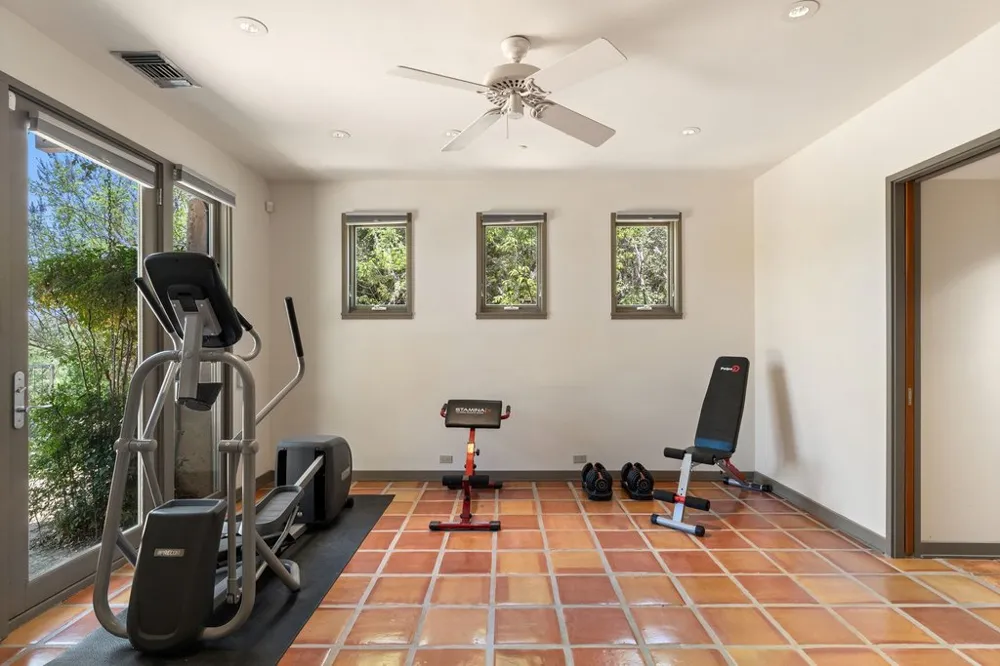 25014 Pedernales Canyon Trail Spicewood, TX 78669