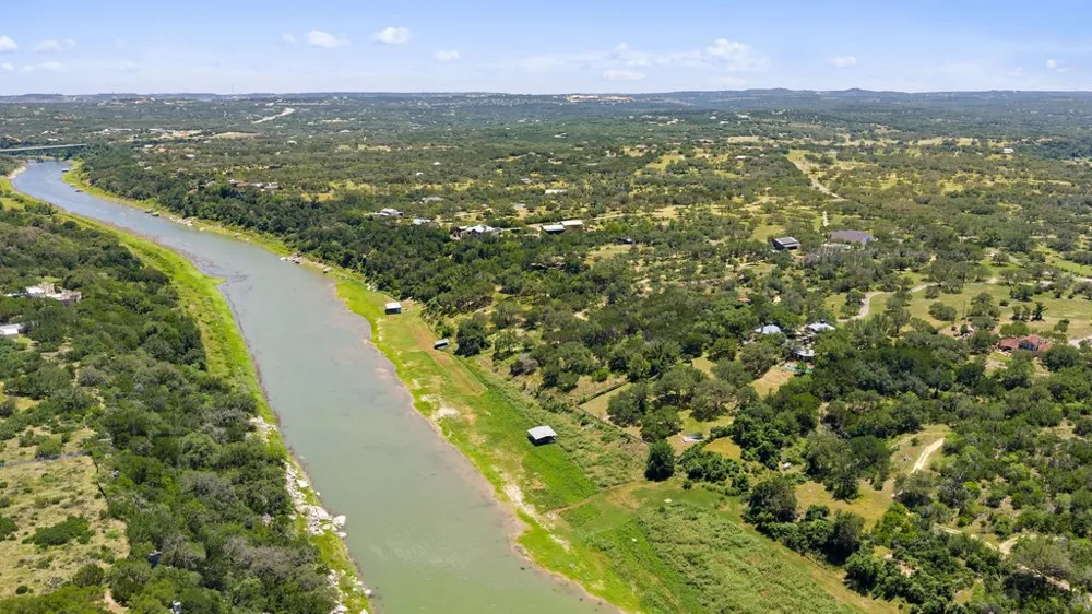 25014 Pedernales Canyon Trail Spicewood, TX 78669
