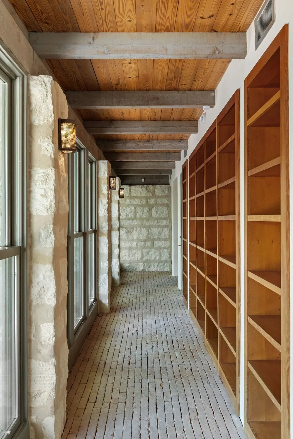 25014 Pedernales Canyon Trail Spicewood, TX 78669