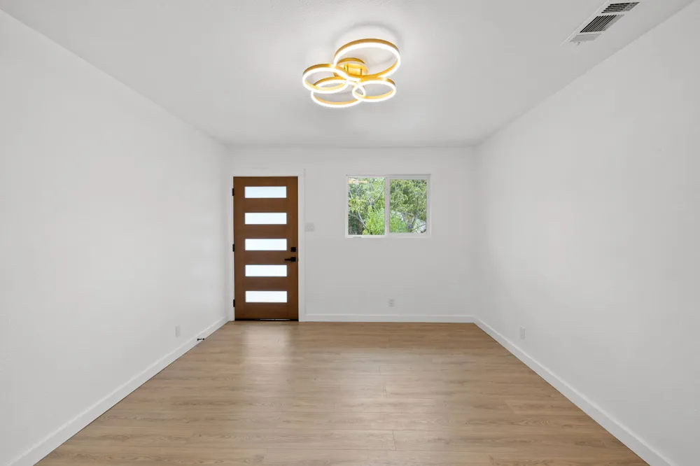 4908 Hawk Cove #1 Austin, TX 78745