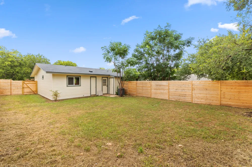 4908 Hawk Cove #1 Austin, TX 78745