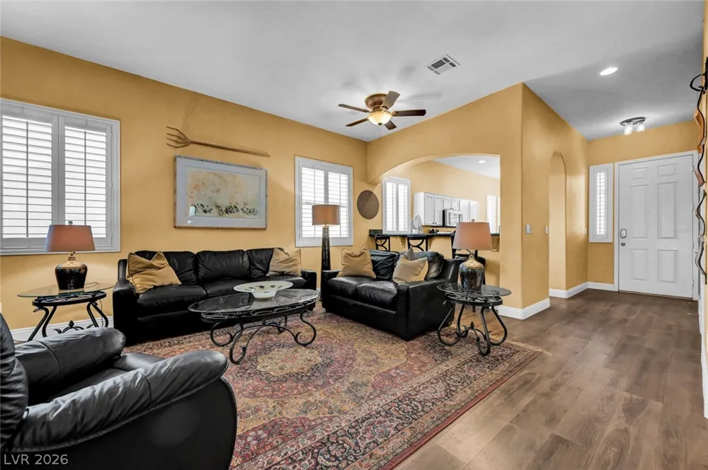 9272 Drifting Bay Street Las Vegas, NV 89123