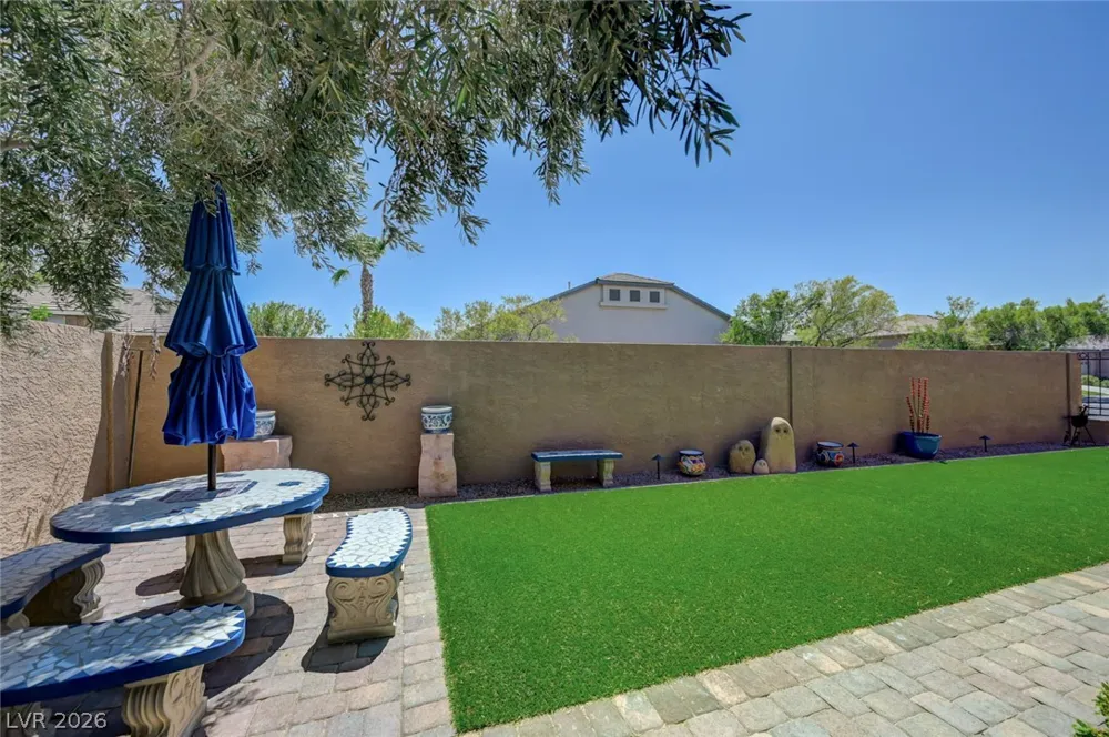 9272 Drifting Bay Street Las Vegas, NV 89123
