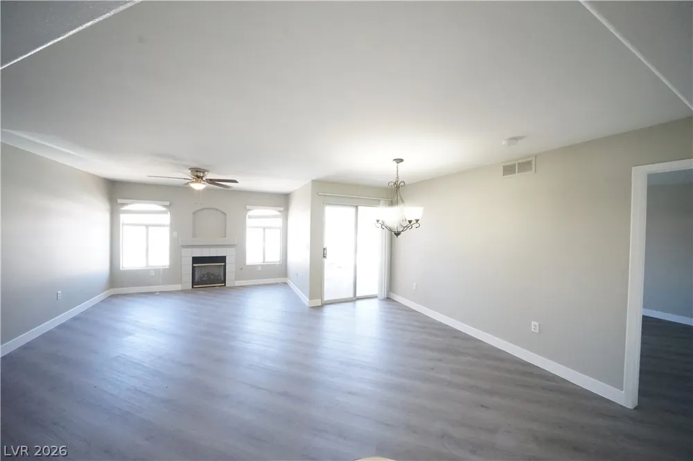 4555 E Sahara Avenue #238 Las Vegas, NV 89104