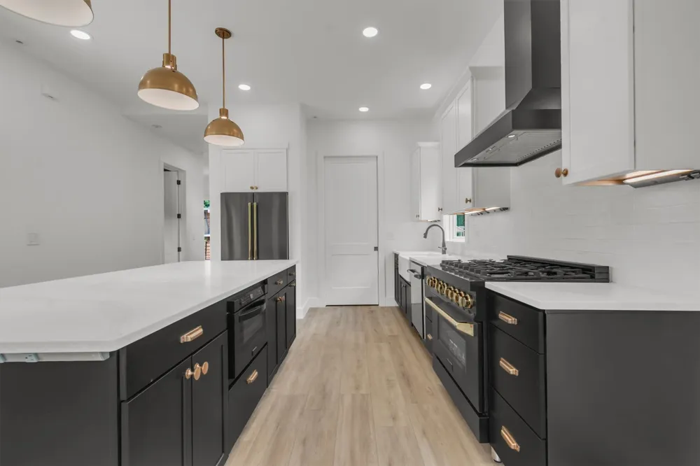 3101 Lyons Road Austin, TX 78702
