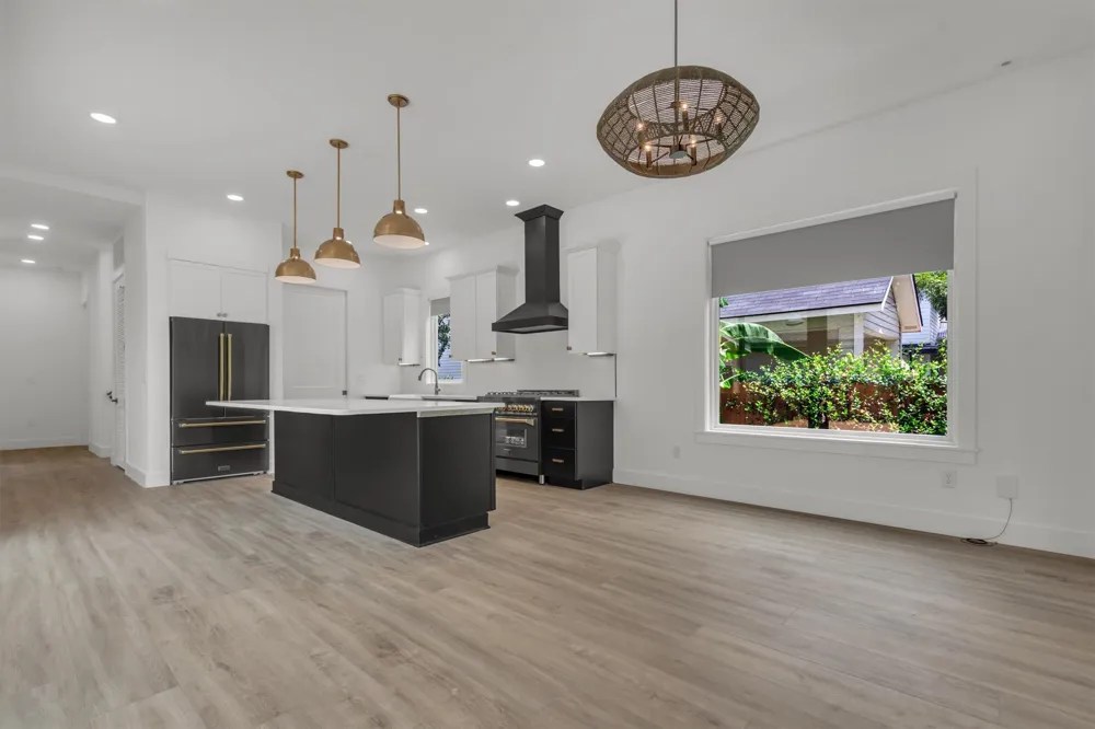 3101 Lyons Road Austin, TX 78702