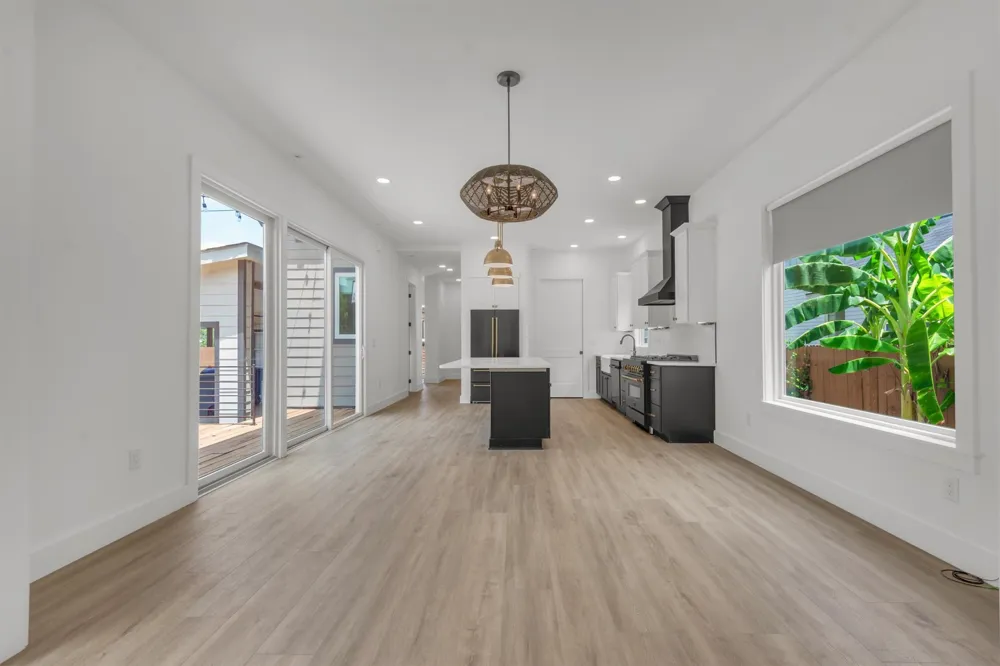 3101 Lyons Road Austin, TX 78702