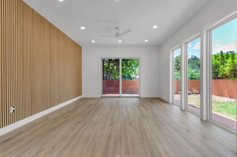 3101 Lyons Road Austin, TX 78702