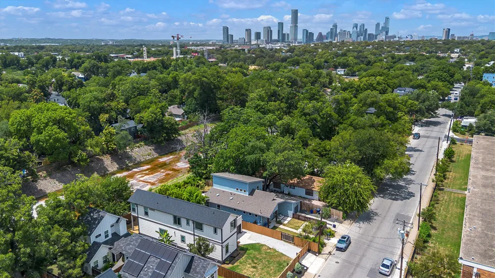3101 Lyons Road Austin, TX 78702
